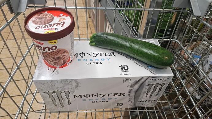 Monster Energy, Zucchini und Kinder Bueno Eis