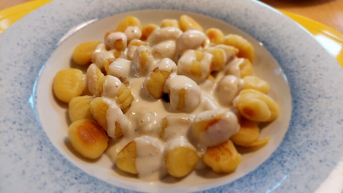 Gnocchi mit Gorgonzola-Sauce