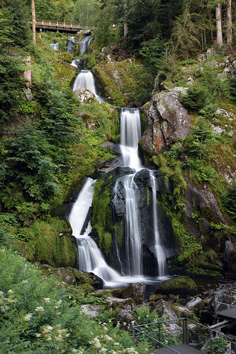 triberger-wasserfall-die-untere-große-hauptstufe