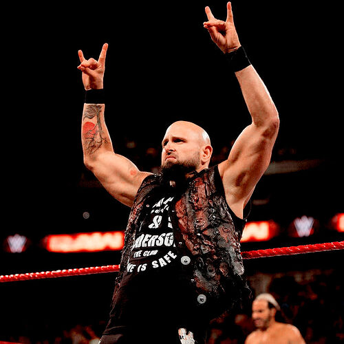 Karl-Anderson-en-WWE-RAW-WWE