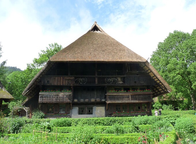 Vogtsbauernhof-Ferme_(1)