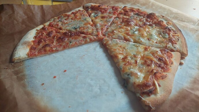 Vier-Käse-Pizza