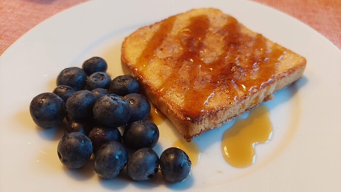 Blaubeeren und Arme Ritter