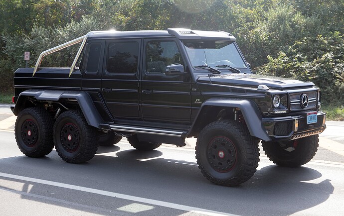 Mercedes-Benz_G63_AMG_6x6,_Monaco_diplomatic_plates,_front_right