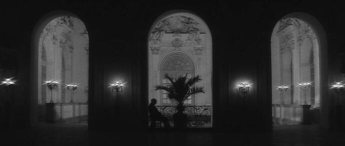 Last_Year_At_Marienbad_008