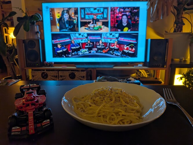 PXL_20260220_192300086